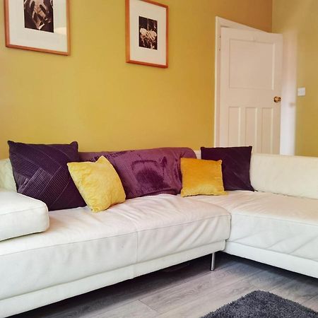Perry Road, Beautiful Large House Available For Guests And Contractors Parking Wifi Villa Nottingham Bagian luar foto