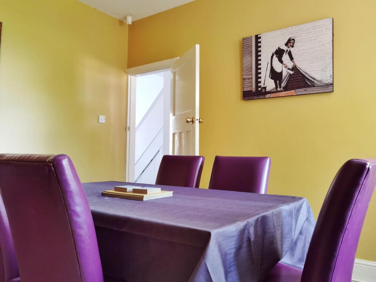 Perry Road, Beautiful Large House Available For Guests And Contractors Parking Wifi Villa Nottingham Bagian luar foto