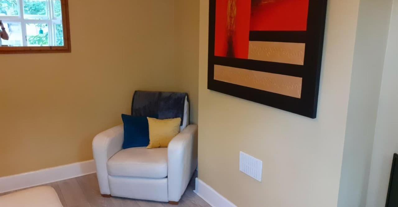 Perry Road, Beautiful Large House Available For Guests And Contractors Parking Wifi Villa Nottingham Bagian luar foto